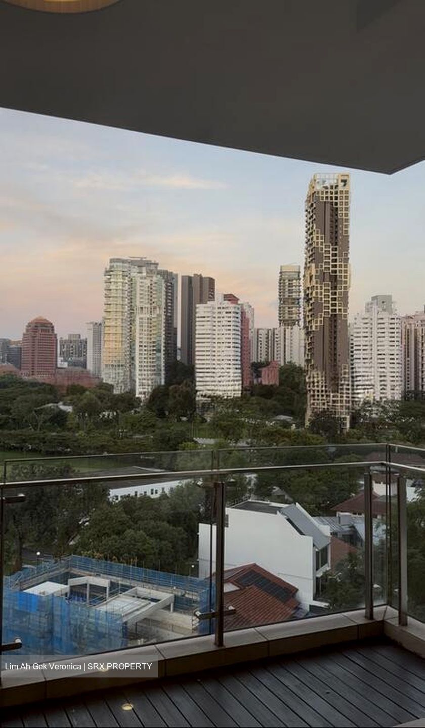 Latitude (D10), Condominium #521605031